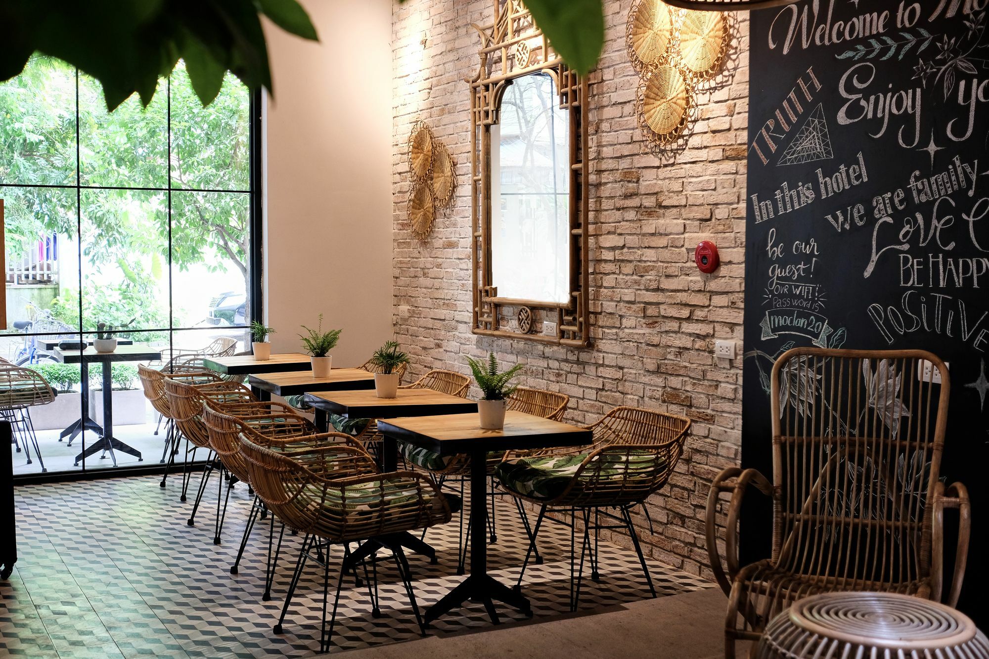 Moc Lan Boutique Hotel (Adults Only) ダナン市 エクステリア 写真